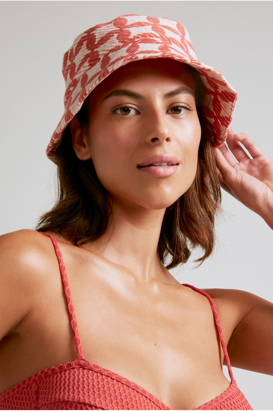 Zama Red Bucket Hat | Robin Collection