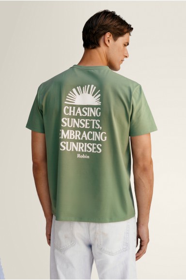 Camiseta Chaising Green | Robin Collection